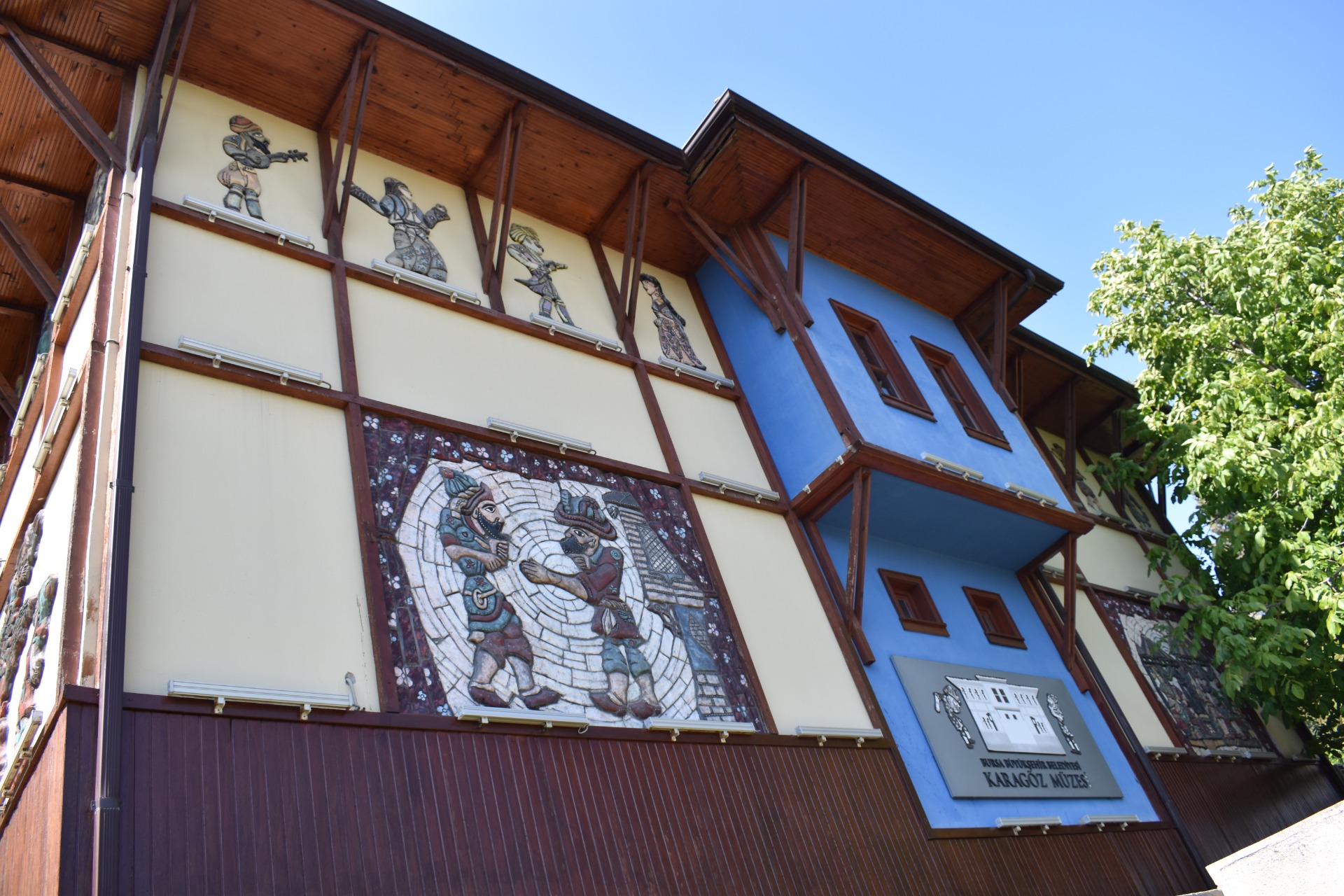 the monument of Karagiozis